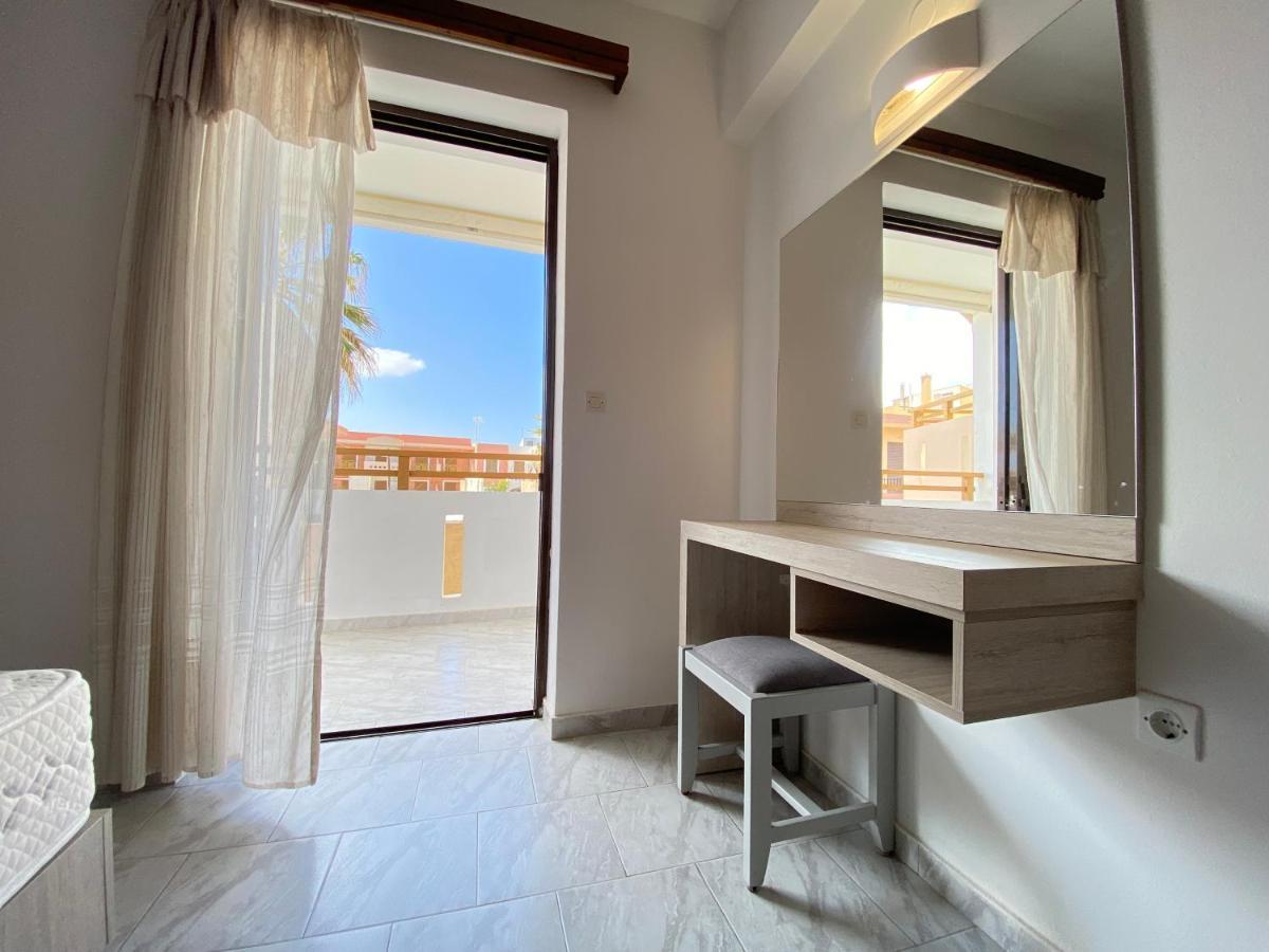 Domenica Apartments Rethymno Exteriör bild