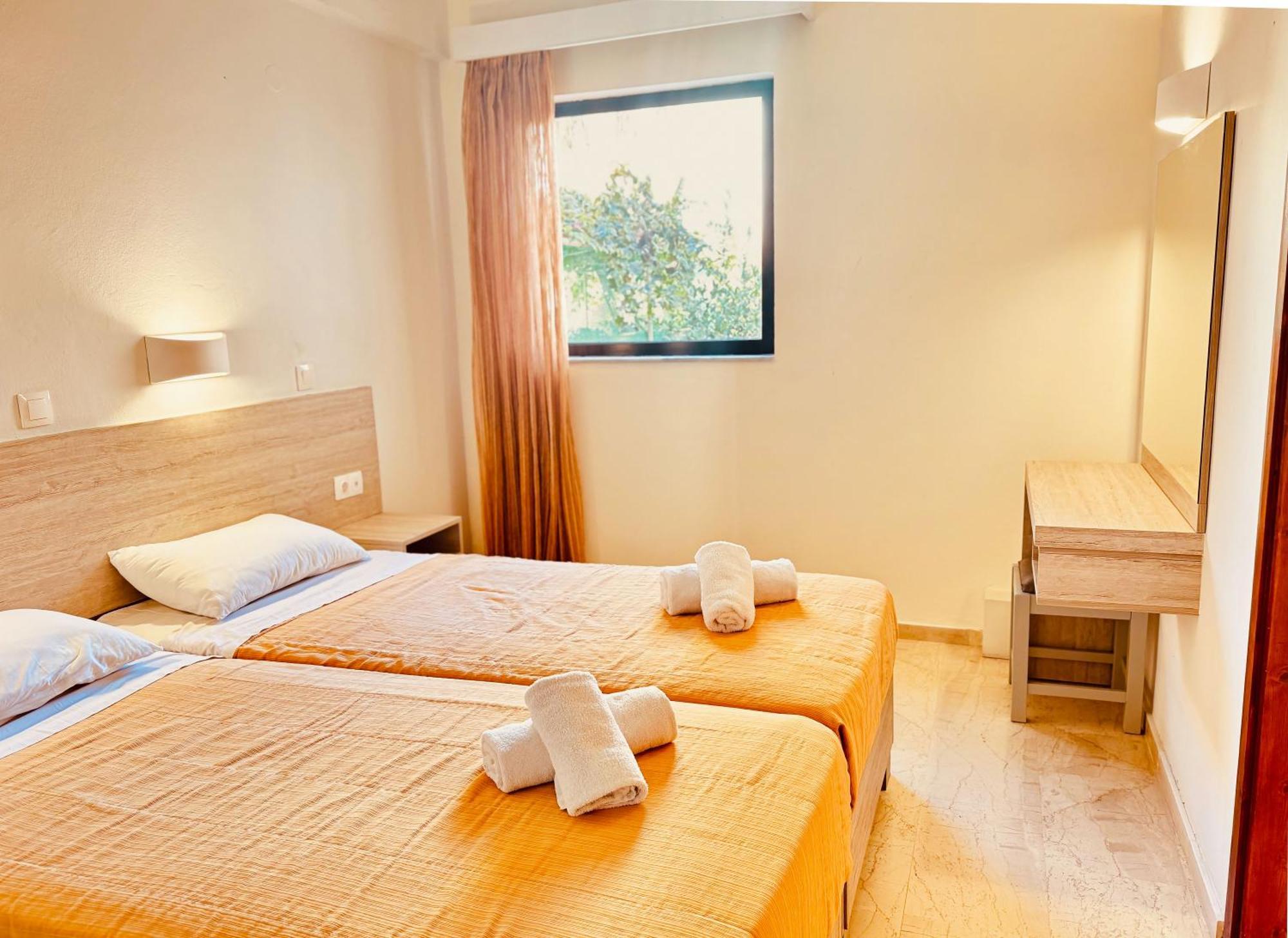 Domenica Apartments Rethymno Rum bild
