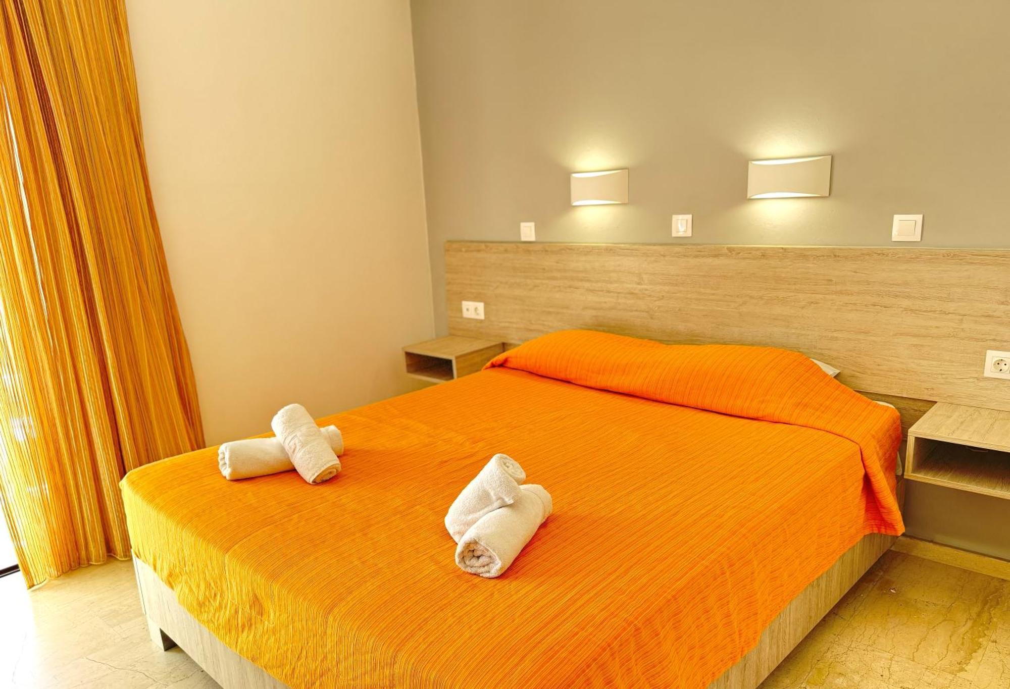 Domenica Apartments Rethymno Rum bild