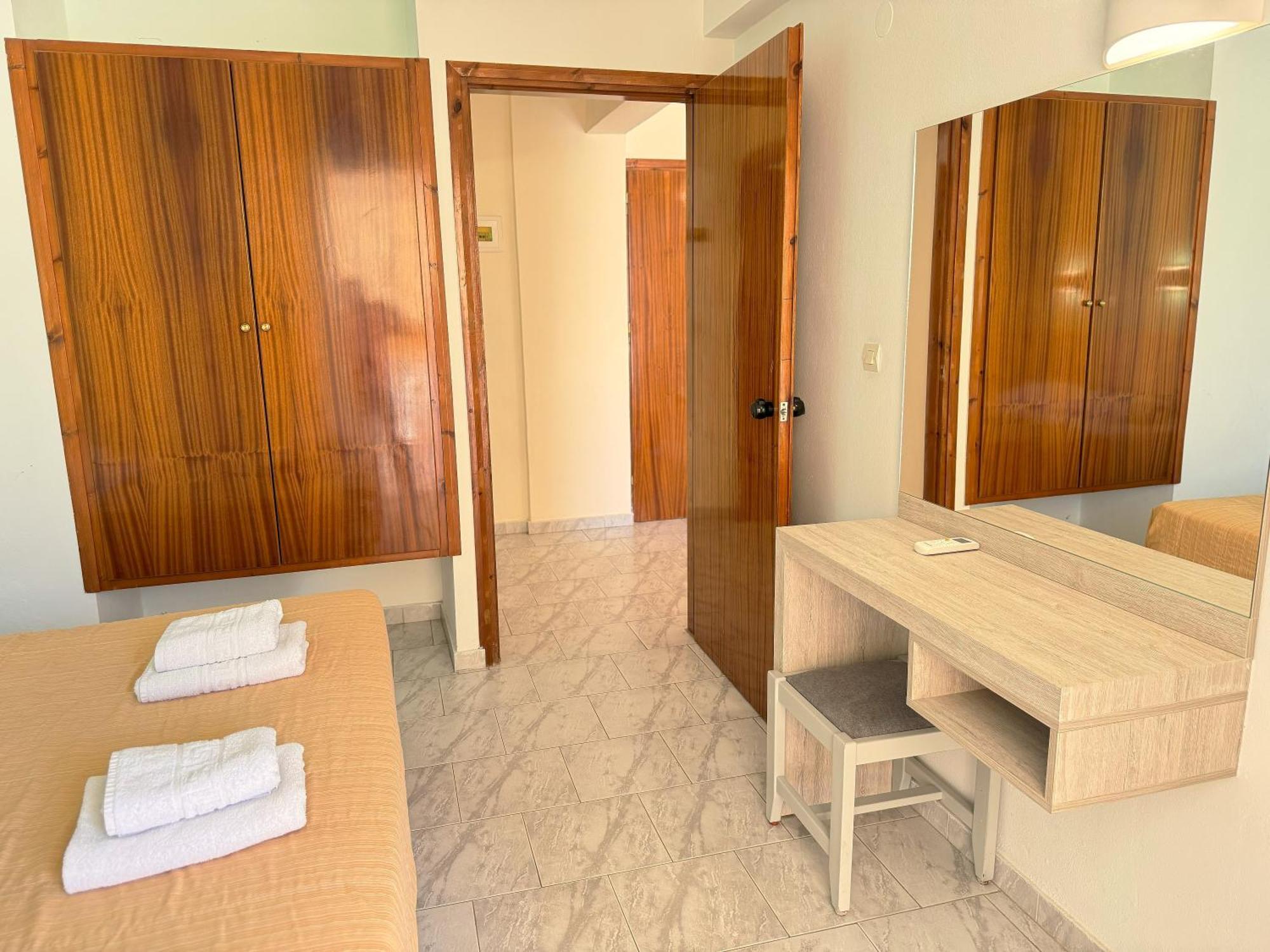 Domenica Apartments Rethymno Rum bild