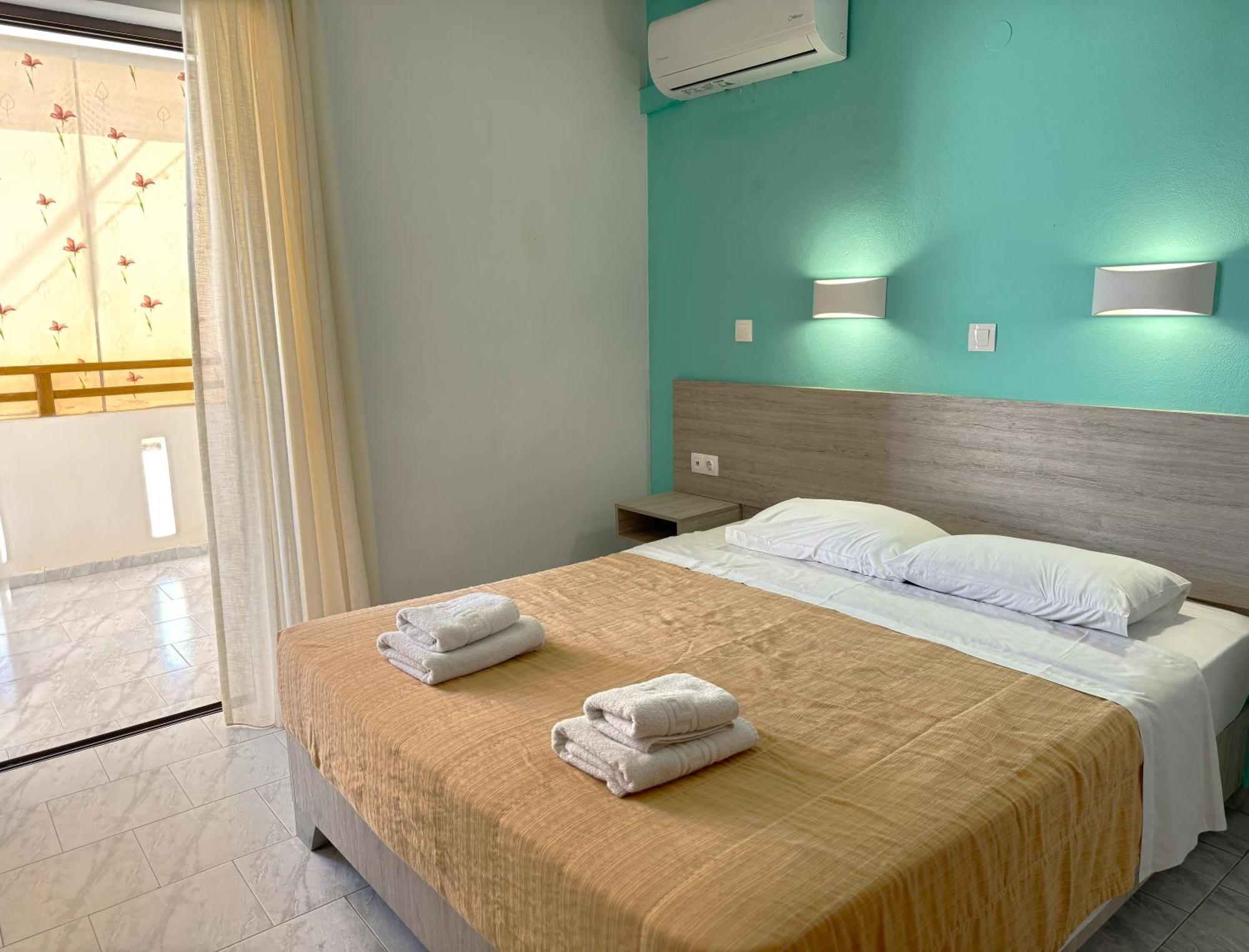 Domenica Apartments Rethymno Rum bild