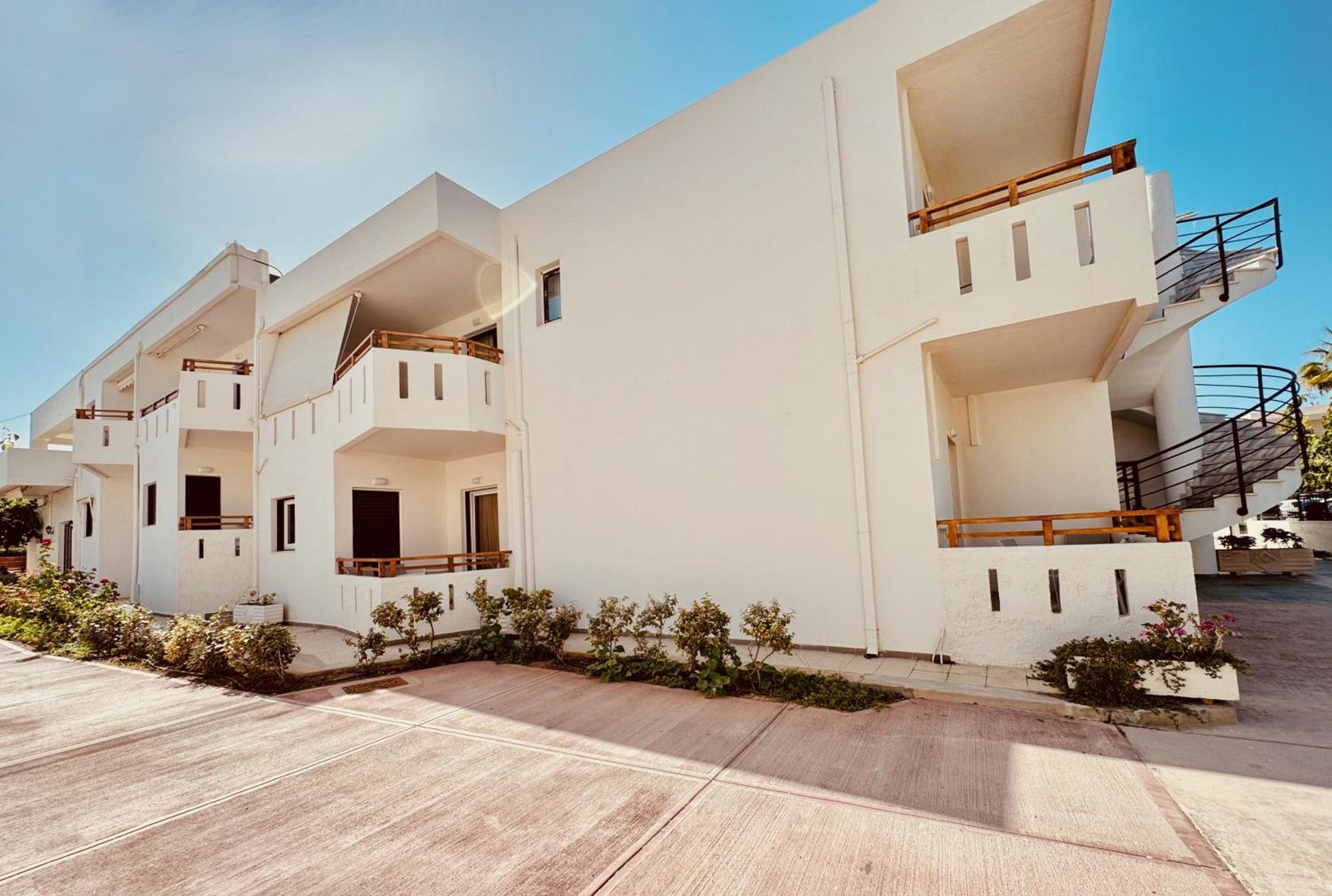 Domenica Apartments Rethymno Exteriör bild
